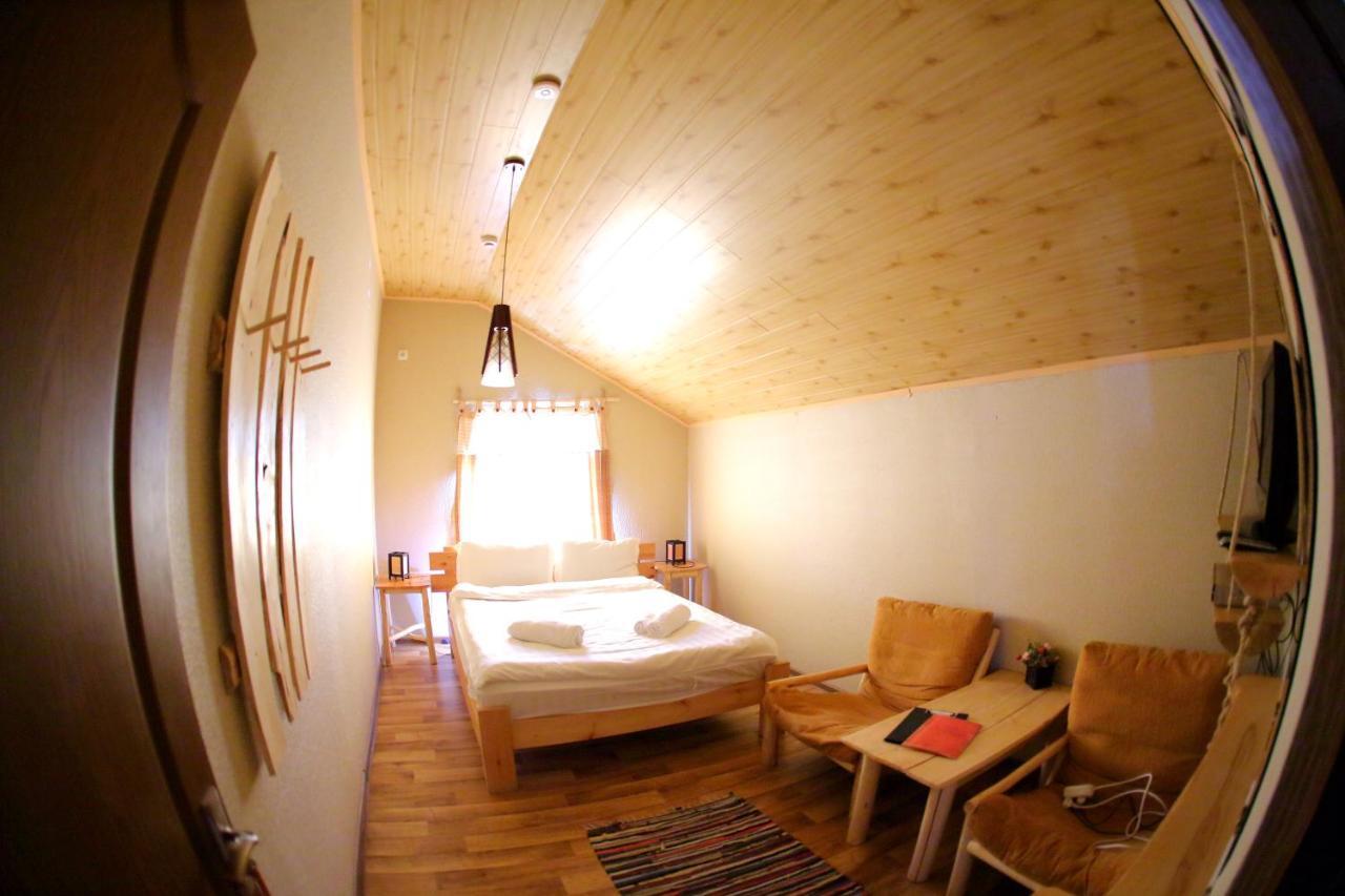 Nebesa Guest House Chimgan Exterior foto