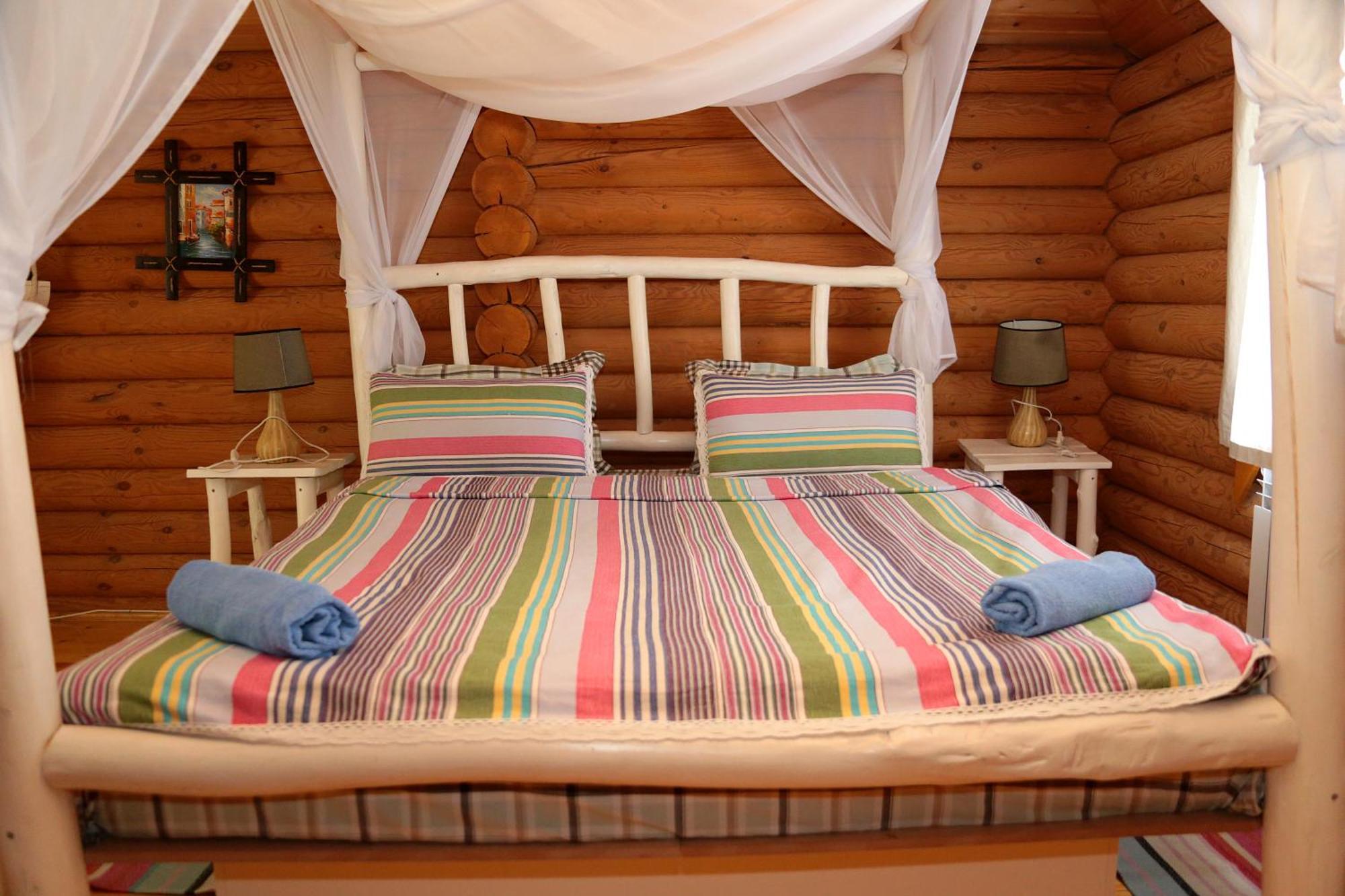 Nebesa Guest House Chimgan Exterior foto