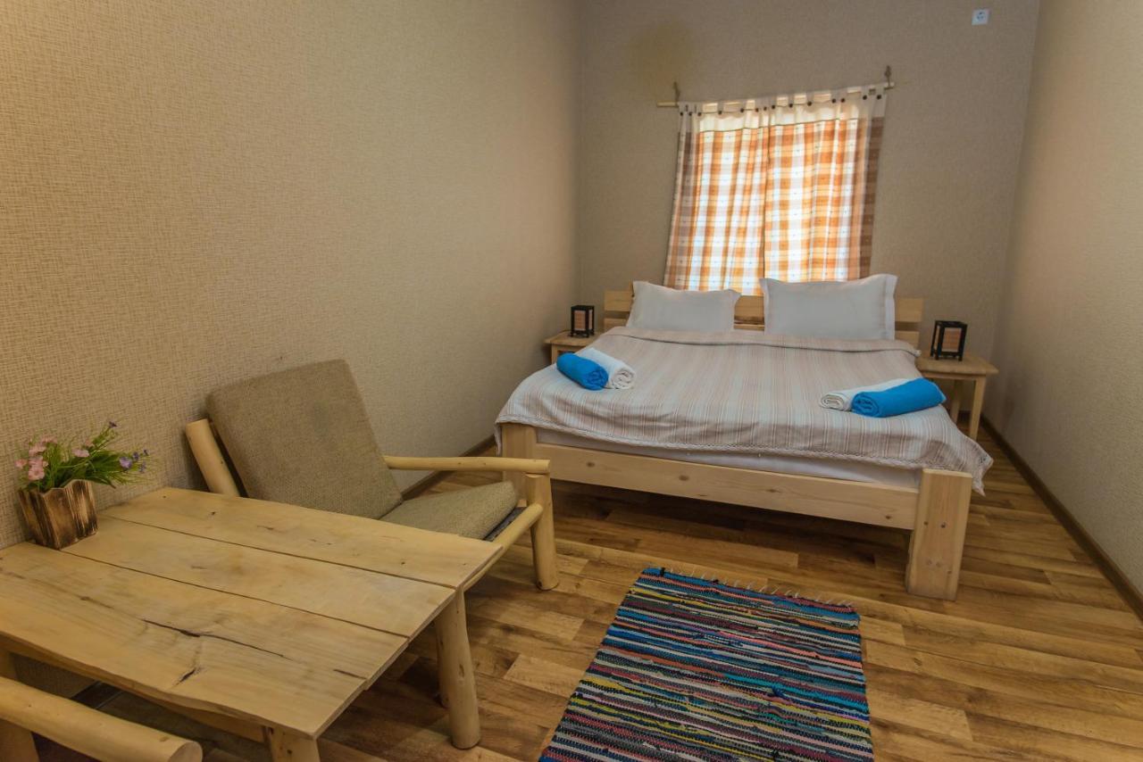 Nebesa Guest House Chimgan Exterior foto